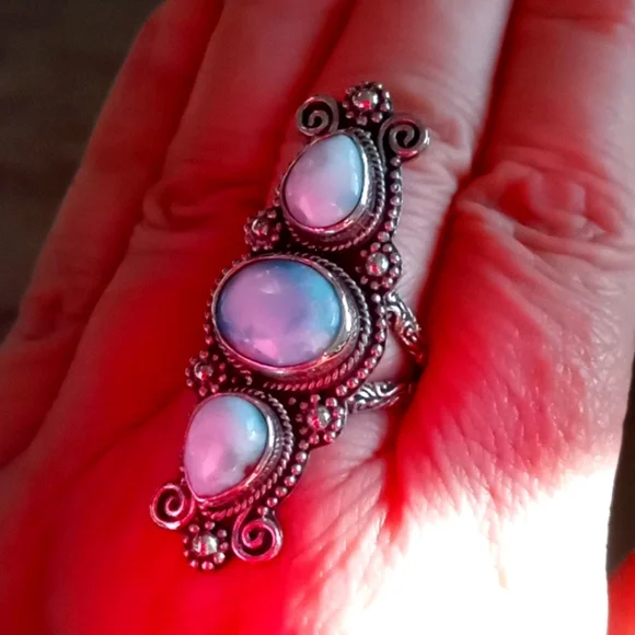 BALI LEGACY LARIMAR 3 STONE RING - Picture 1 of 10